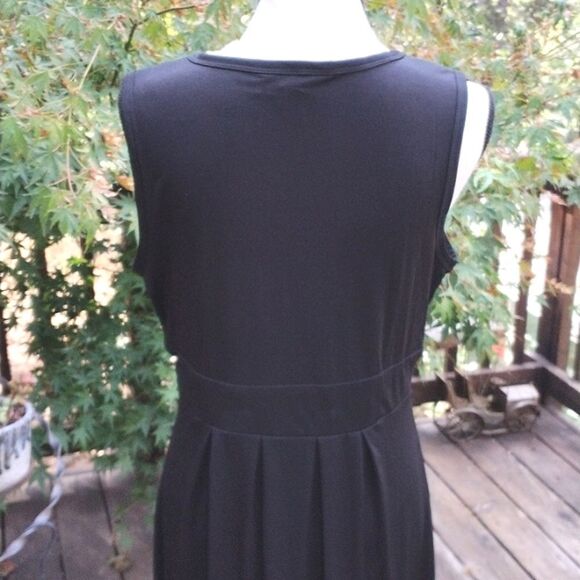 Connected Apparel Little Black Dress - Picture 6 of 9